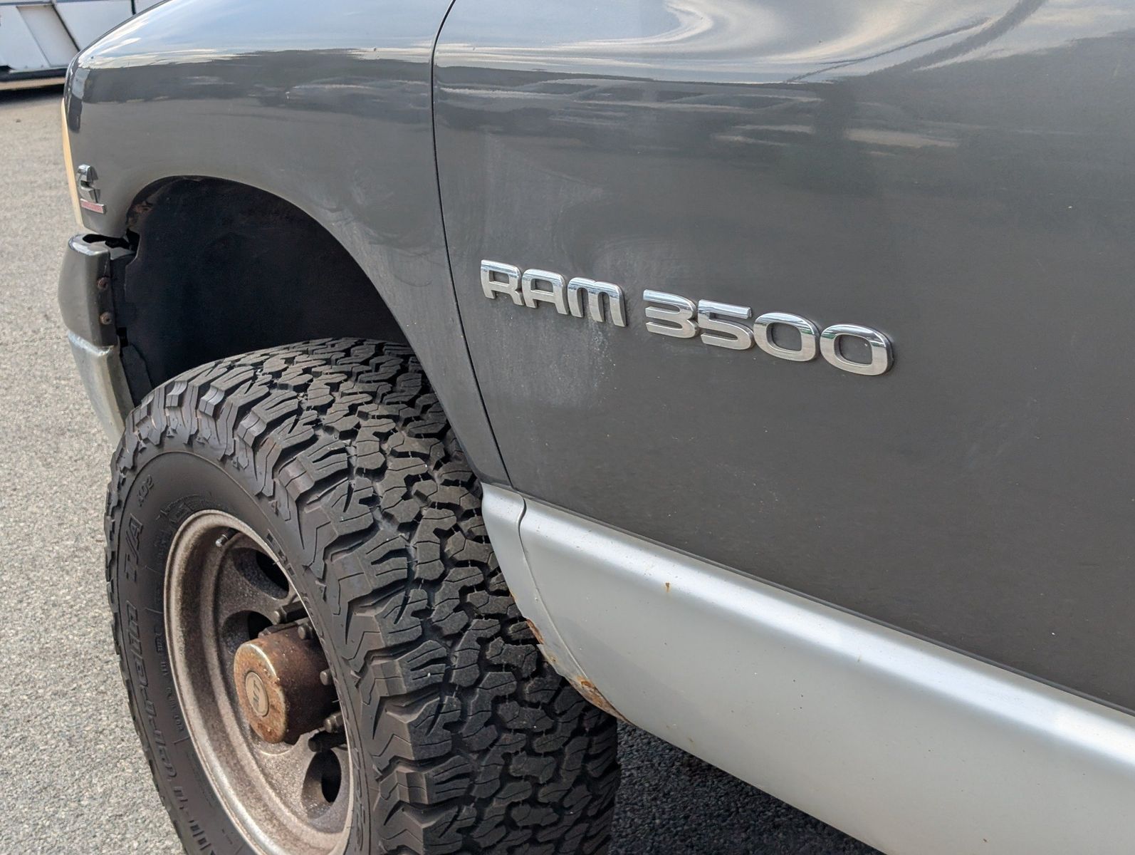 2004 Dodge Ram 3500 44