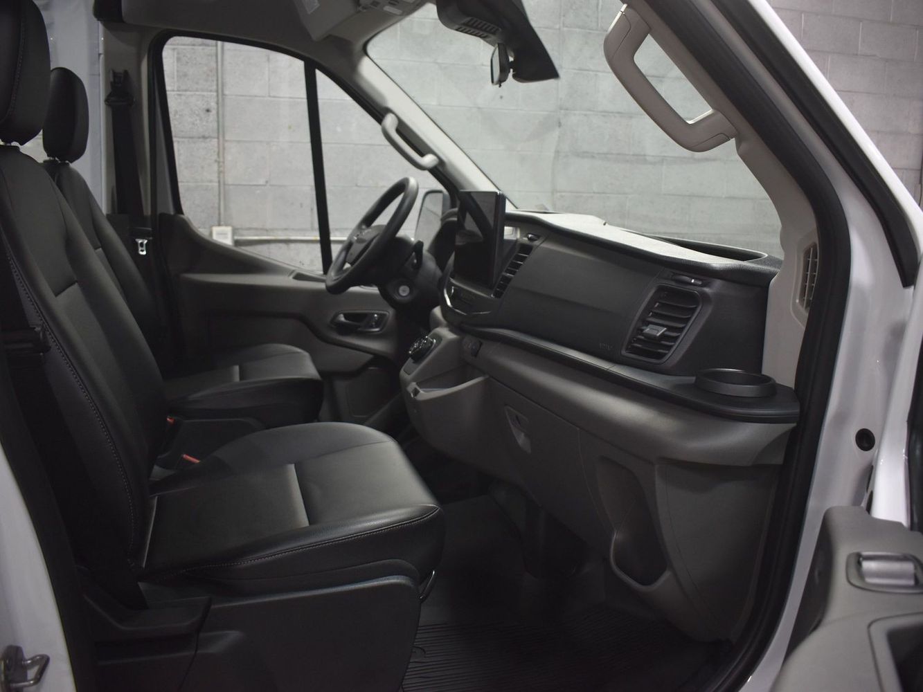 2023 Ford Transit Van Base photo 9