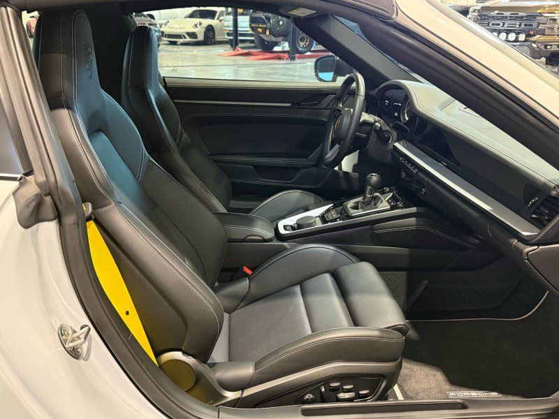2024 Porsche 911 Targa 4 GTS, photo 14