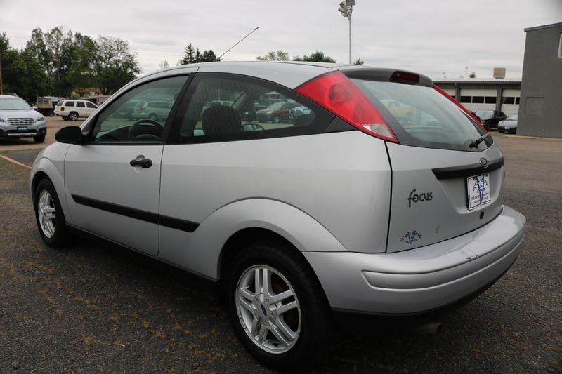 2/2 ふくちゃん 2003 Ford Focus ZX3 Hatchback 2D Price, Listings & Reviews