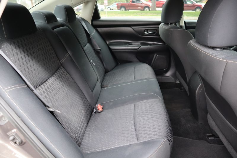 2016 Nissan Altima 2.5 S | Victory Motors of Colorado