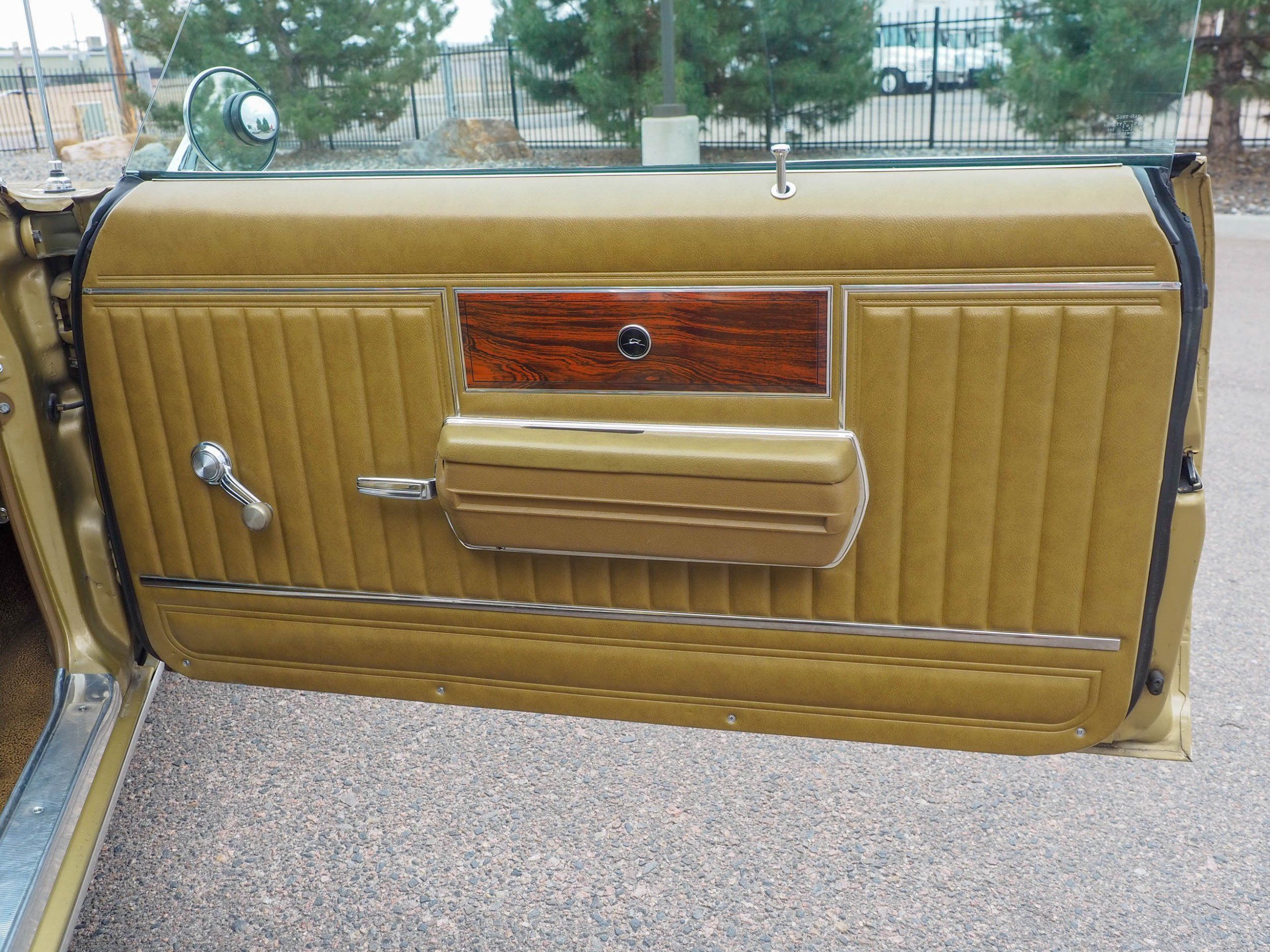 1969 Chevrolet Impala Gold 350