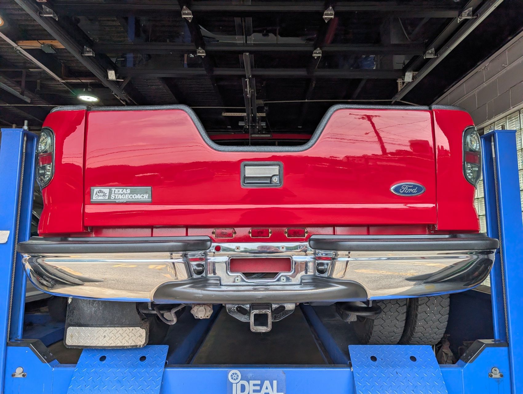 2001 Ford F-550 287