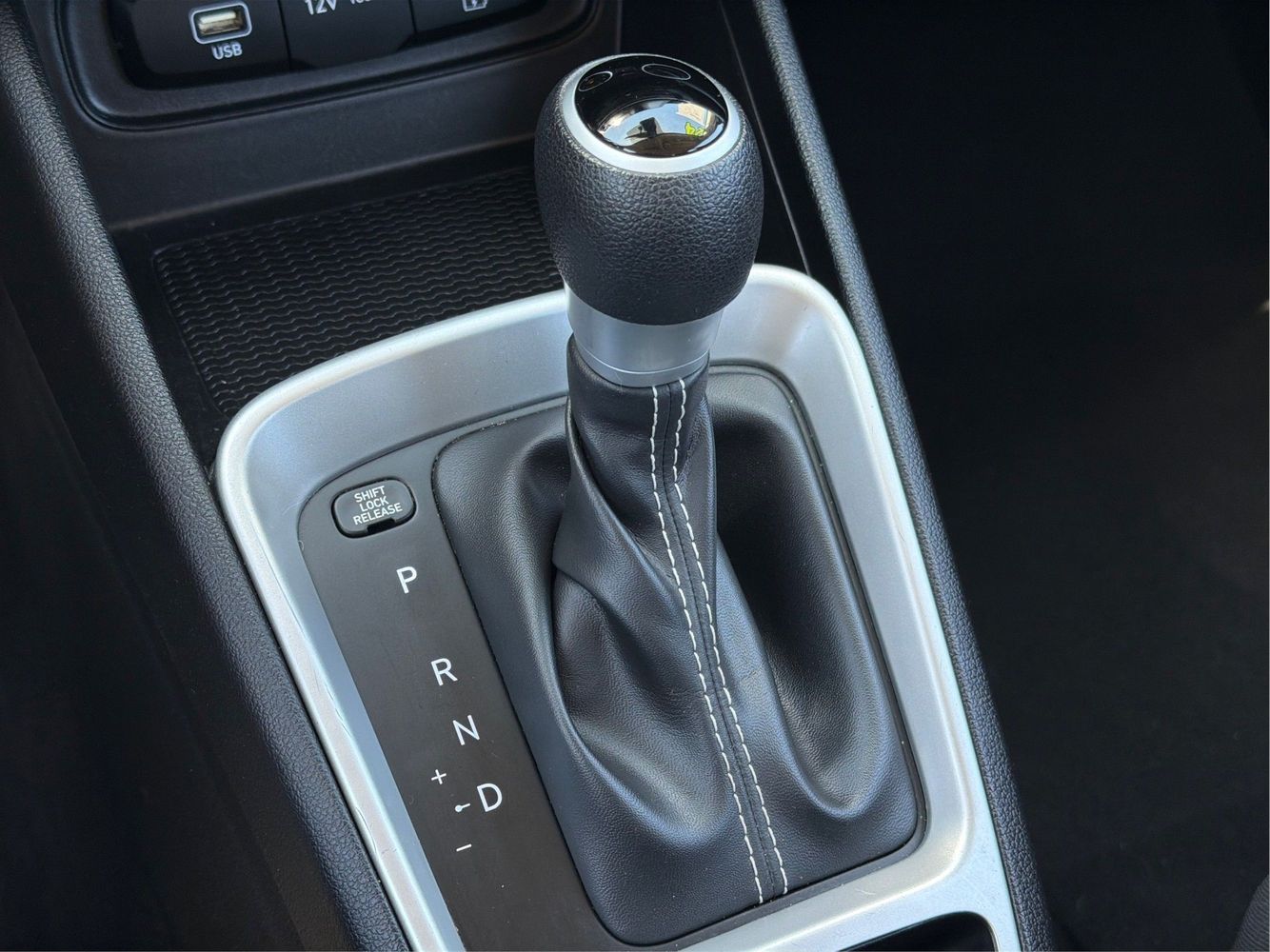 2024 Hyundai Venue SE - Photo 33