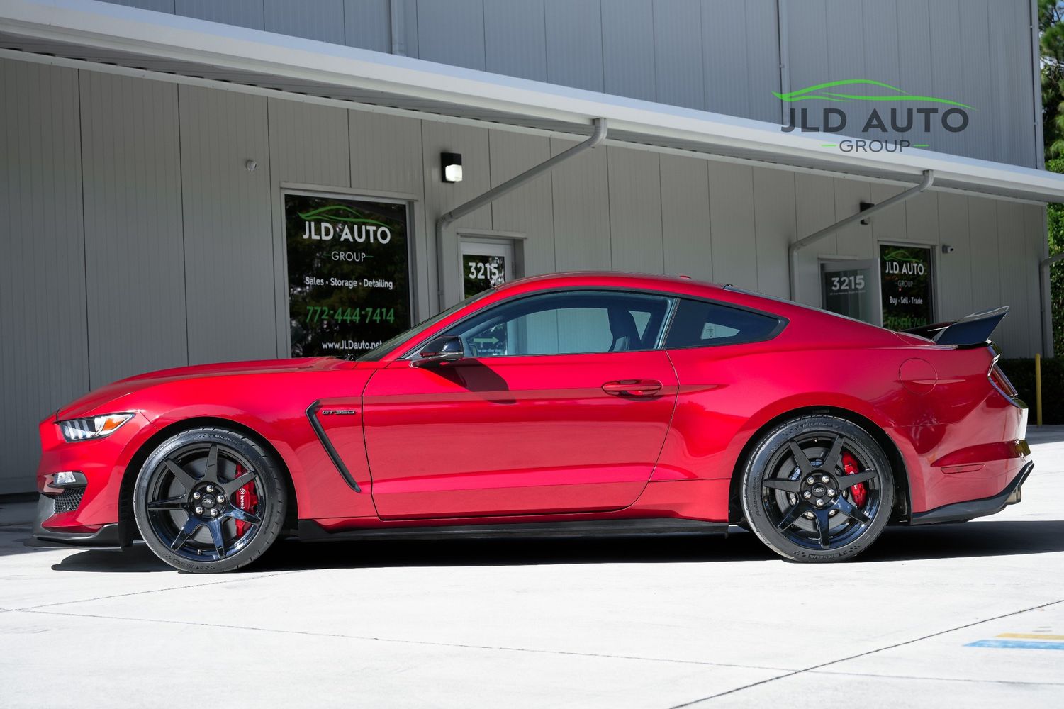 2019 Ford Mustang Shelby GT350R photo 3