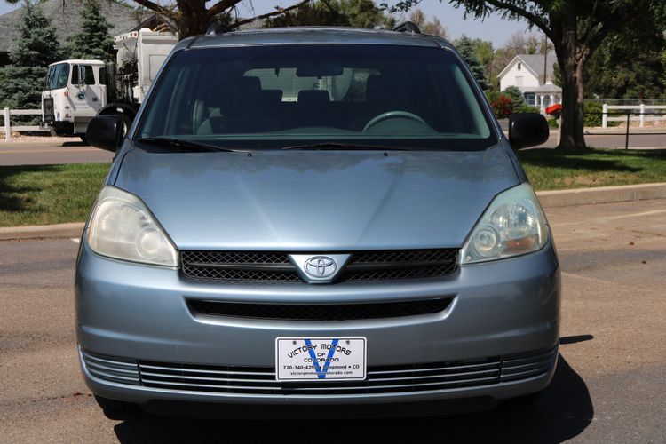 2004 Toyota Sienna LE 7 Passenger | Victory Motors of Colorado