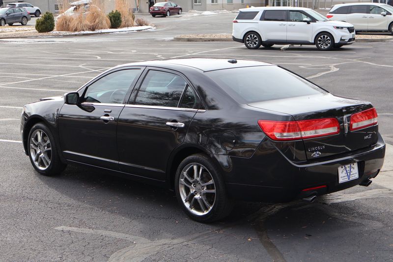 mmzz様 2011 Lincoln MKZ Base | Victory Motors of Colorado