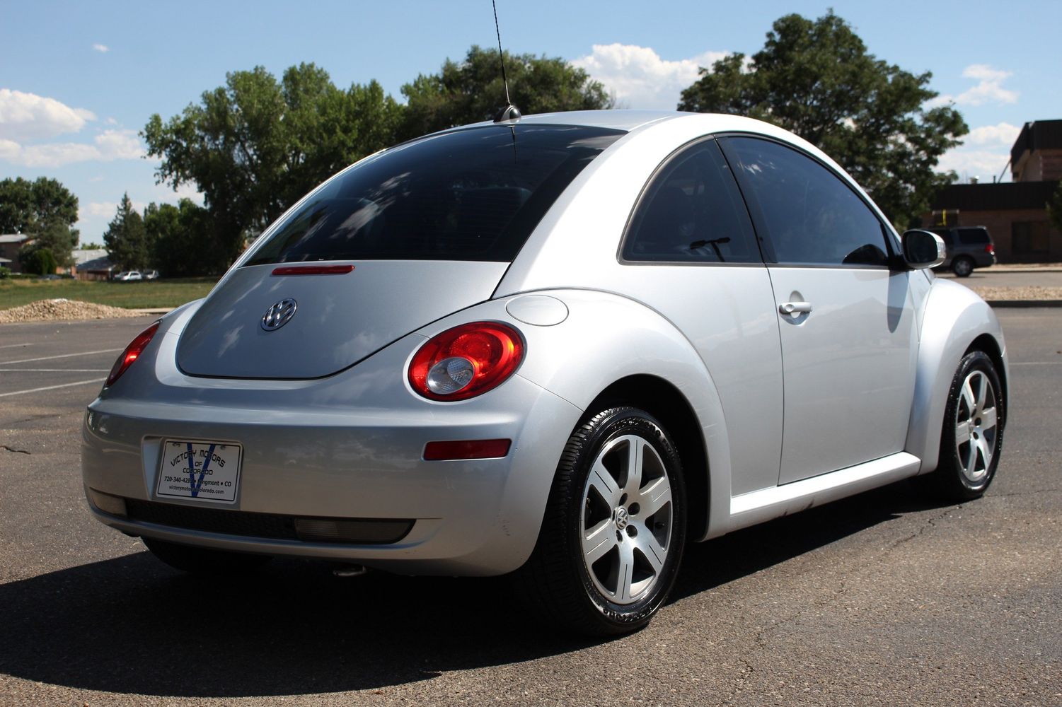 2006 Volkswagen New Beetle 2.5 | Victory Motors of Colorado