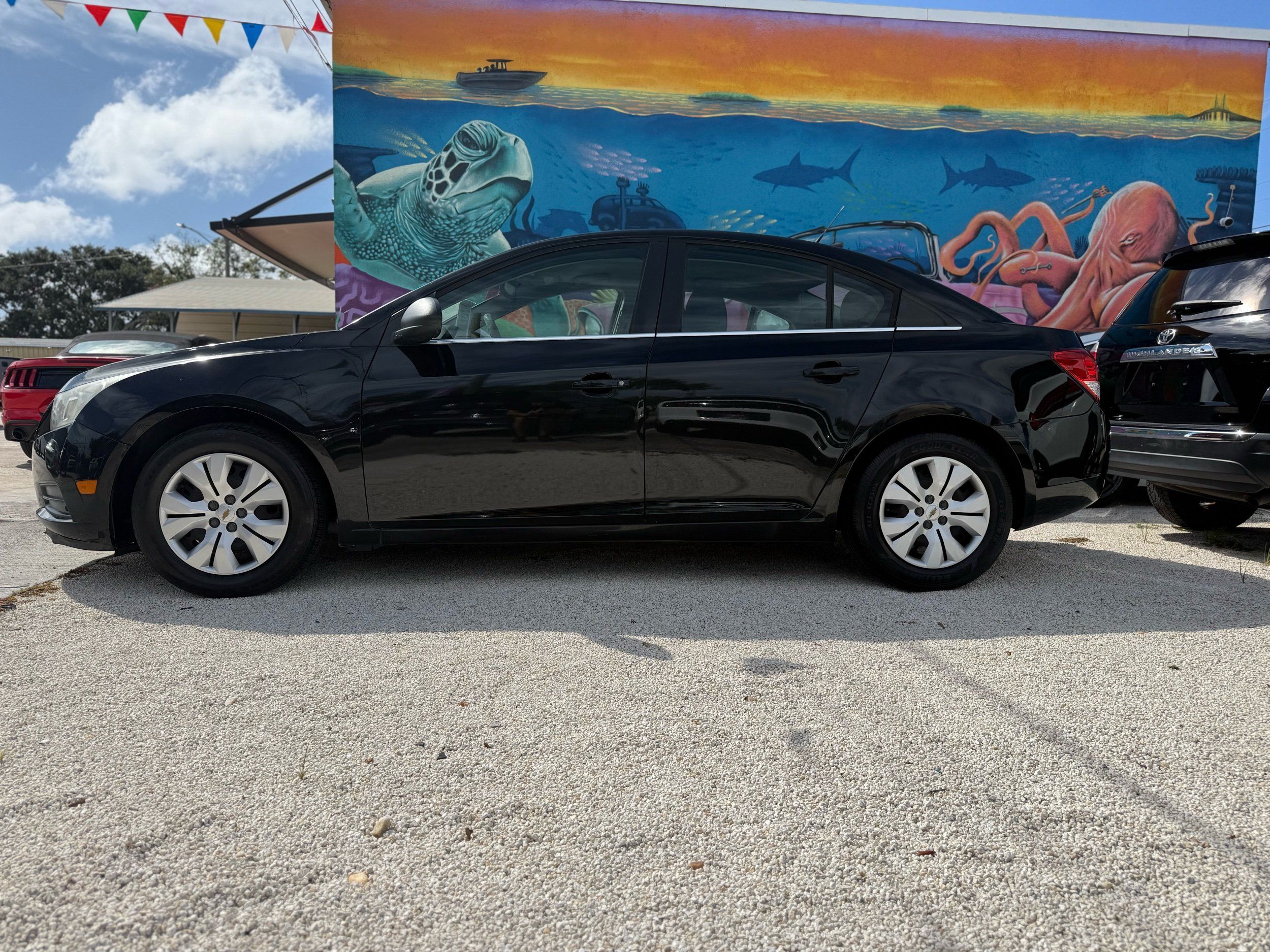 2012 Chevrolet Cruze LS photo 2