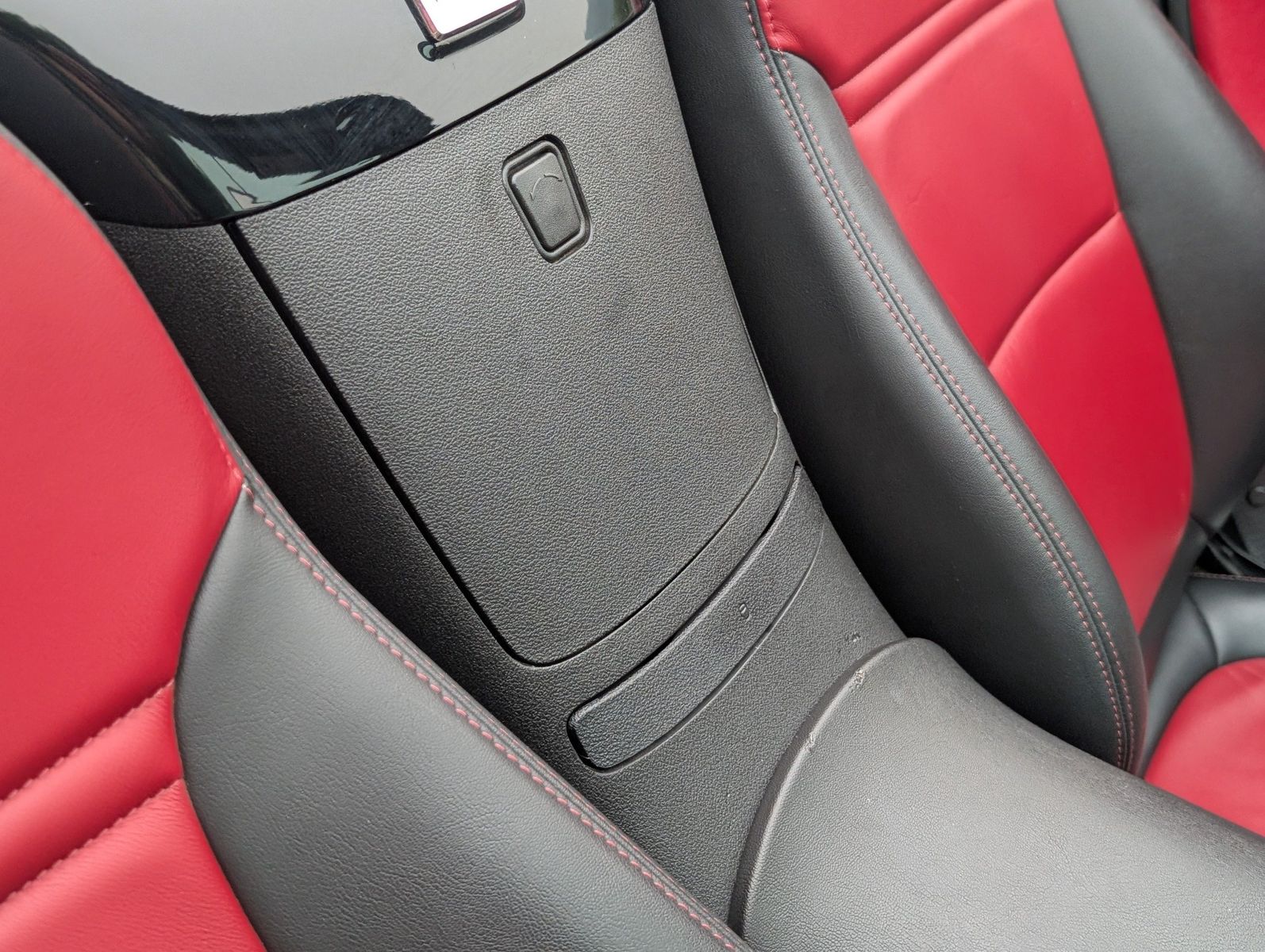 2007 Saturn Sky 51