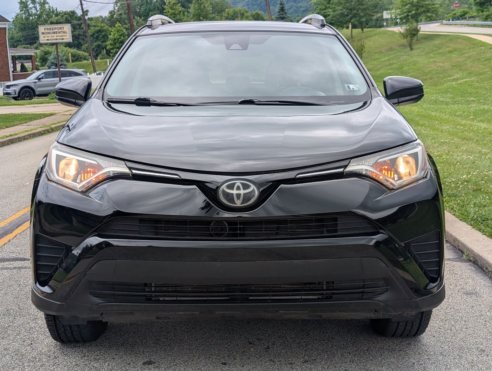 2017 Toyota RAV4 11