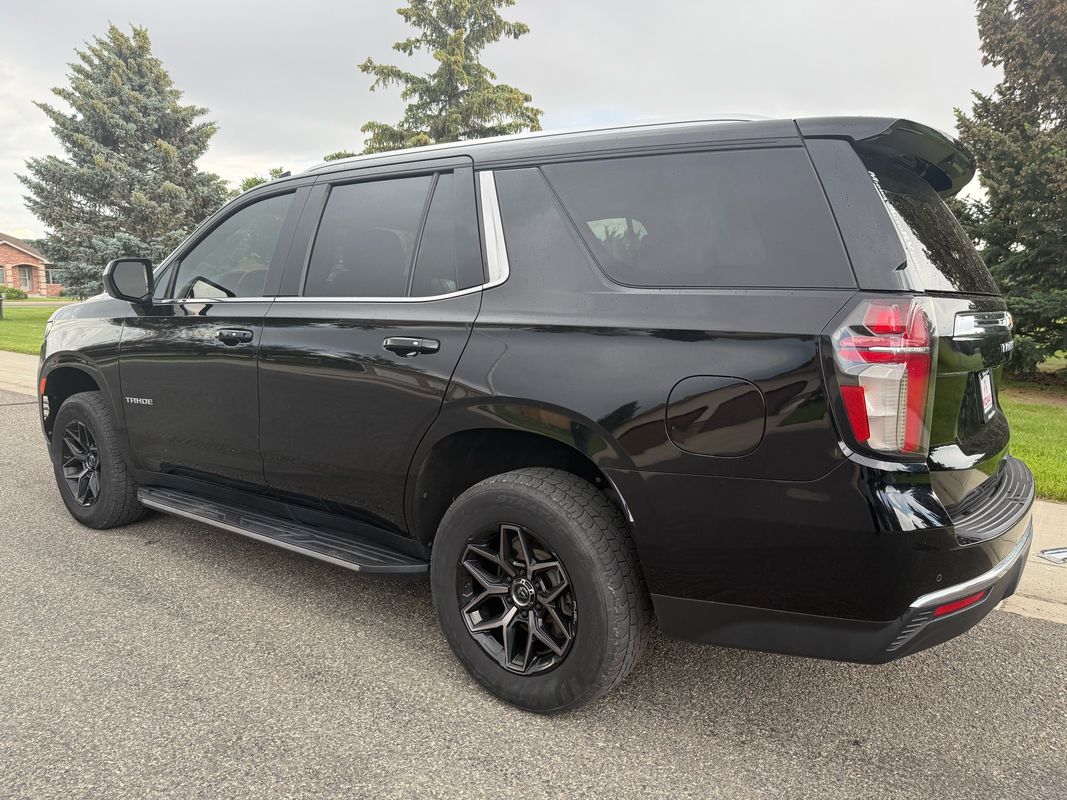 2021 Chevrolet Tahoe LT - Photo 6