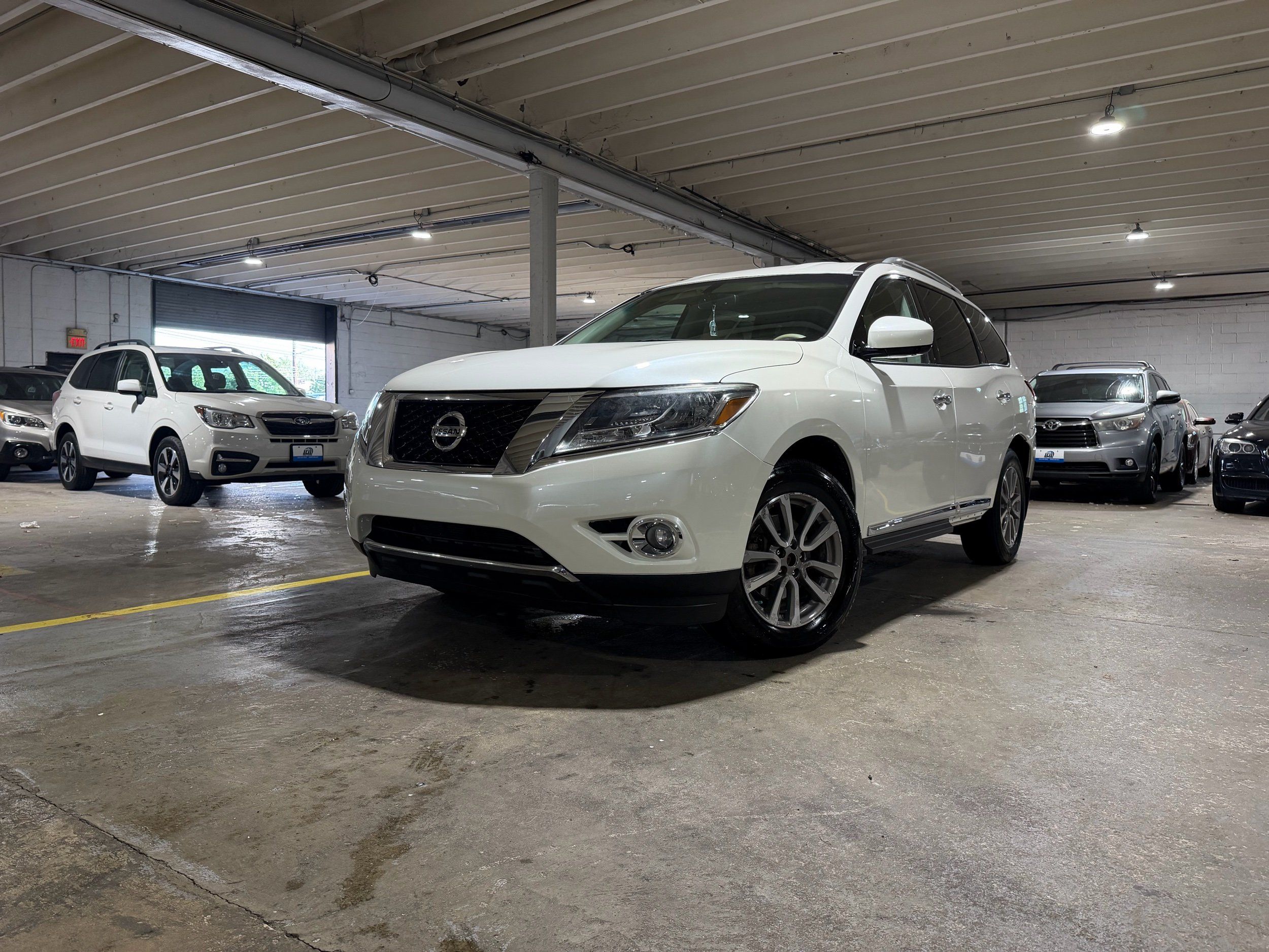 2015 Nissan Pathfinder SL 4WD's photo