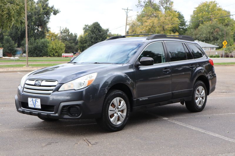 2013 Subaru Outback 2.5i | Victory Motors of Colorado