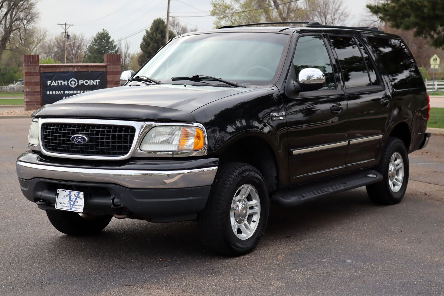 2002 Ford Expedition XLT | Victory Motors of Colorado