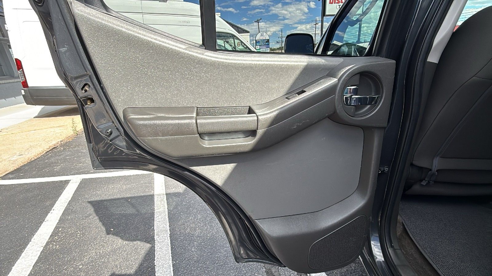 2012 Nissan Xterra S - Photo 11