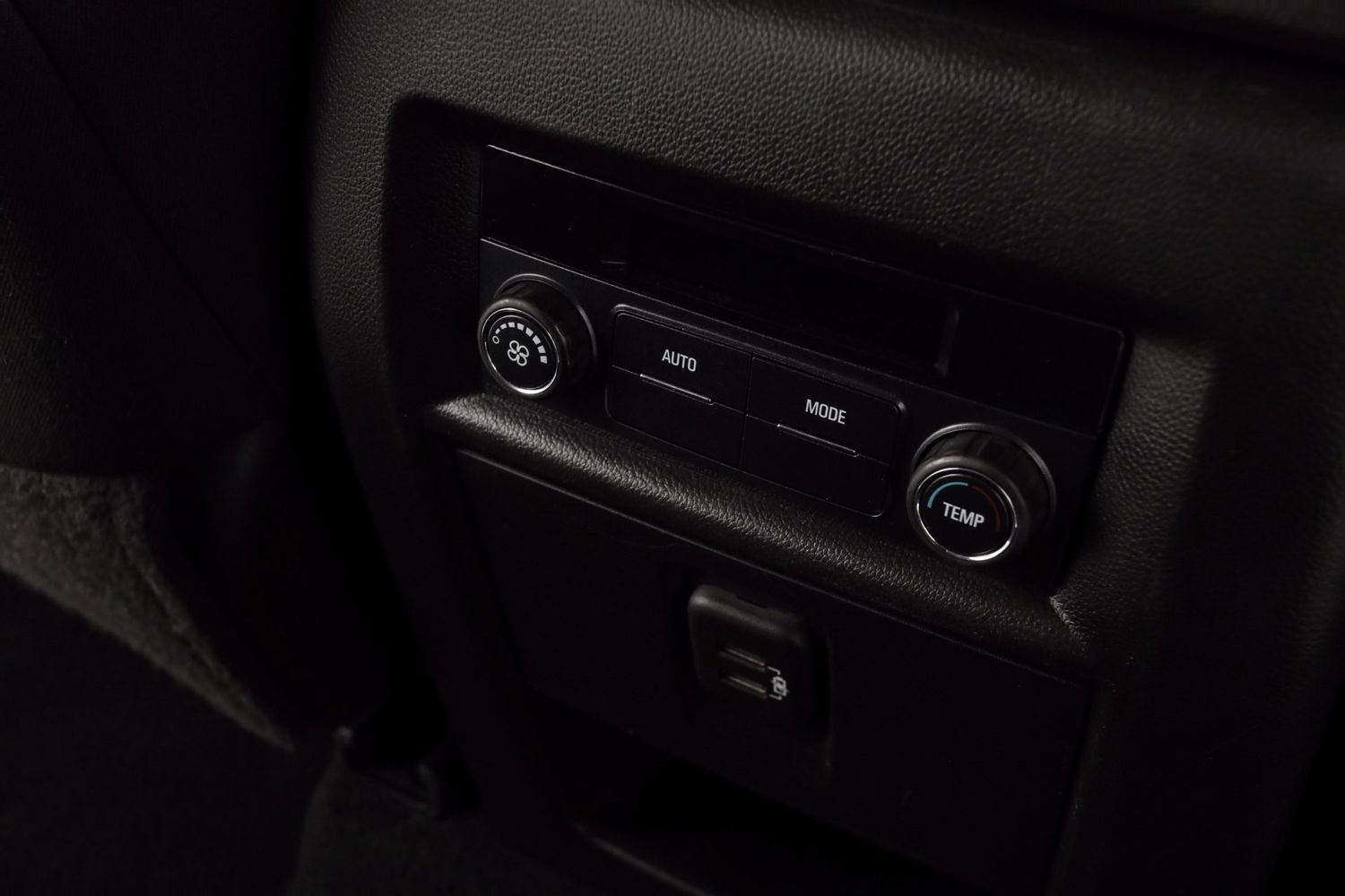 2019 Chevrolet Traverse LS photo 19