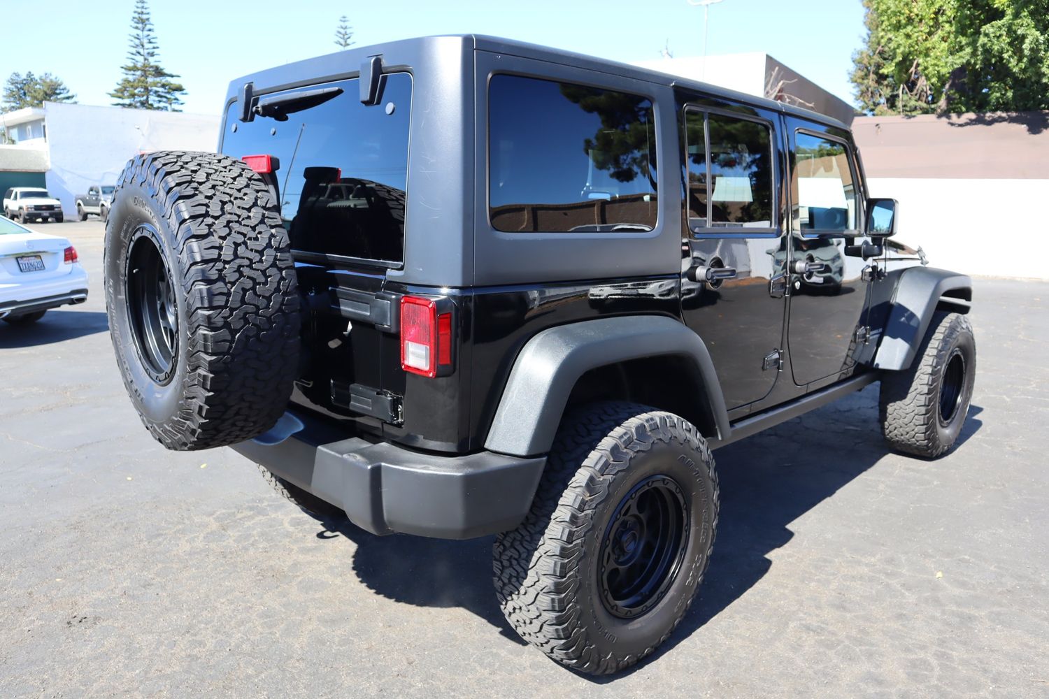 2016 Jeep Wrangler Unlimited Sport S photo 6