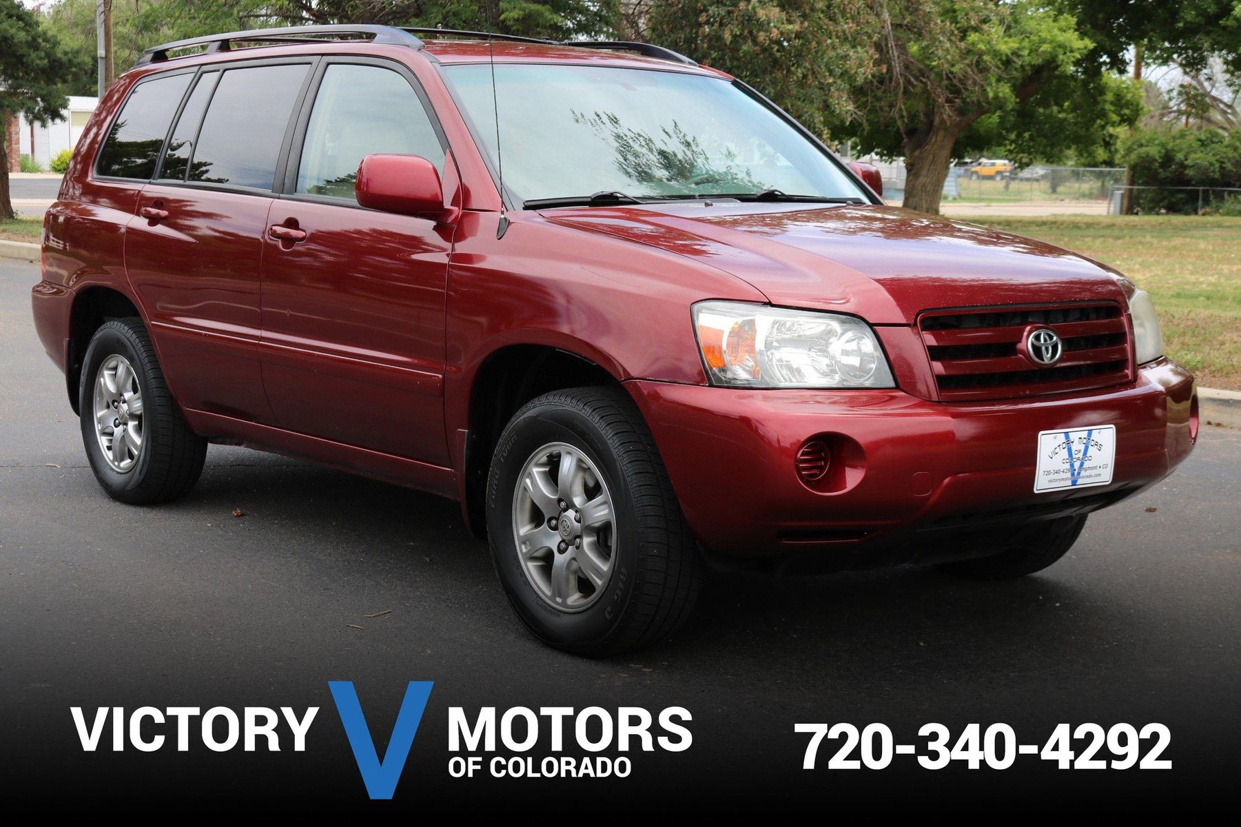 2006 Toyota Highlander AWD | Victory Motors of Colorado