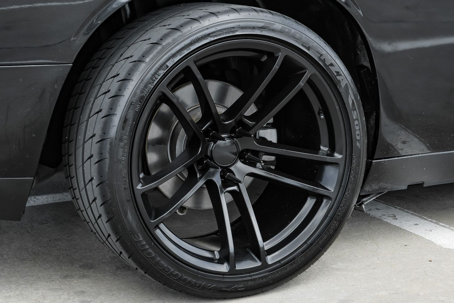 2010 Dodge Challenger R/T photo 41