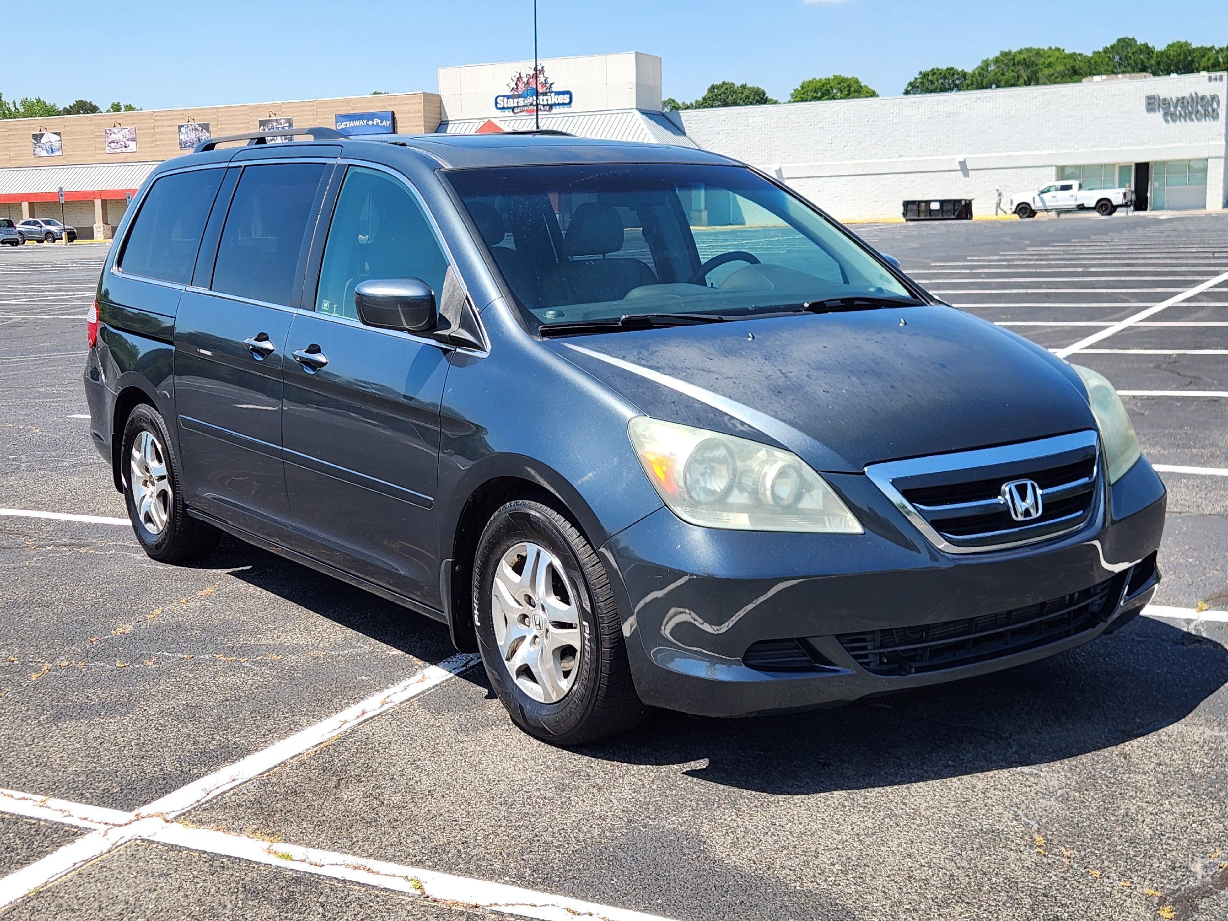 2005 Honda Odyssey's photo