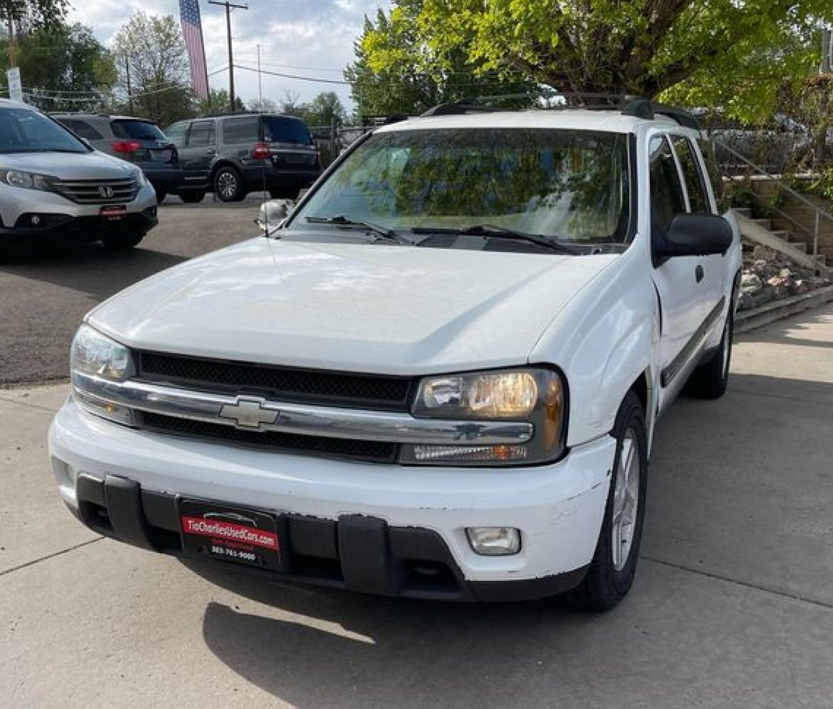 2002 Chevrolet Trailblazer 4WD LT EXT's photo
