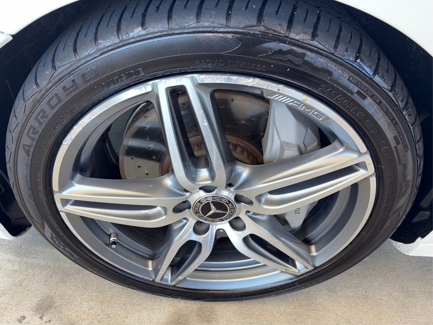 Mercedes-Benz e photo 18