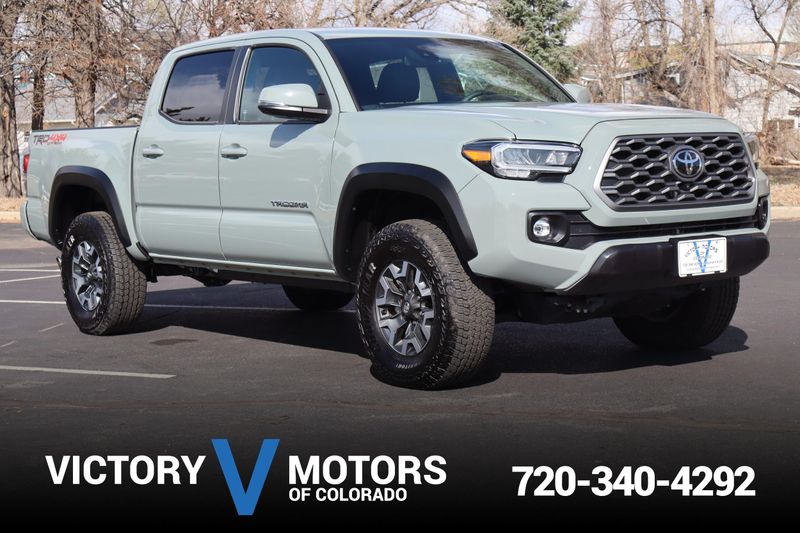 White 2023 Toyota Tacoma TRD OFF ROAD Review Brockville ON