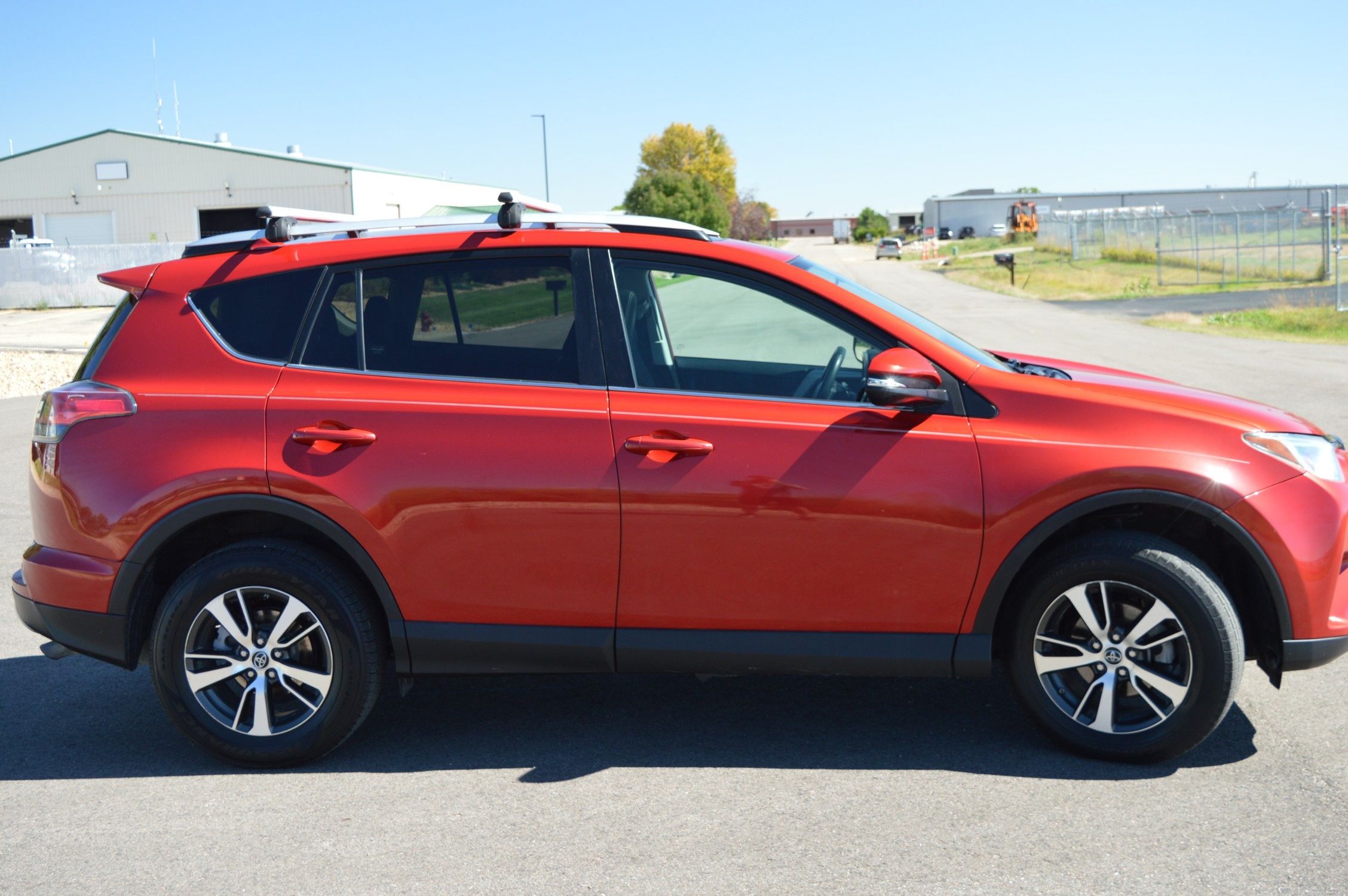2016 Toyota RAV4 XLE photo 48