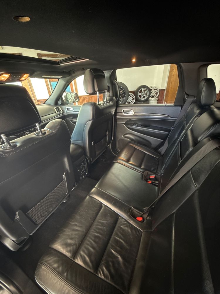 2019 Jeep Grand Cherokee Limited photo 15
