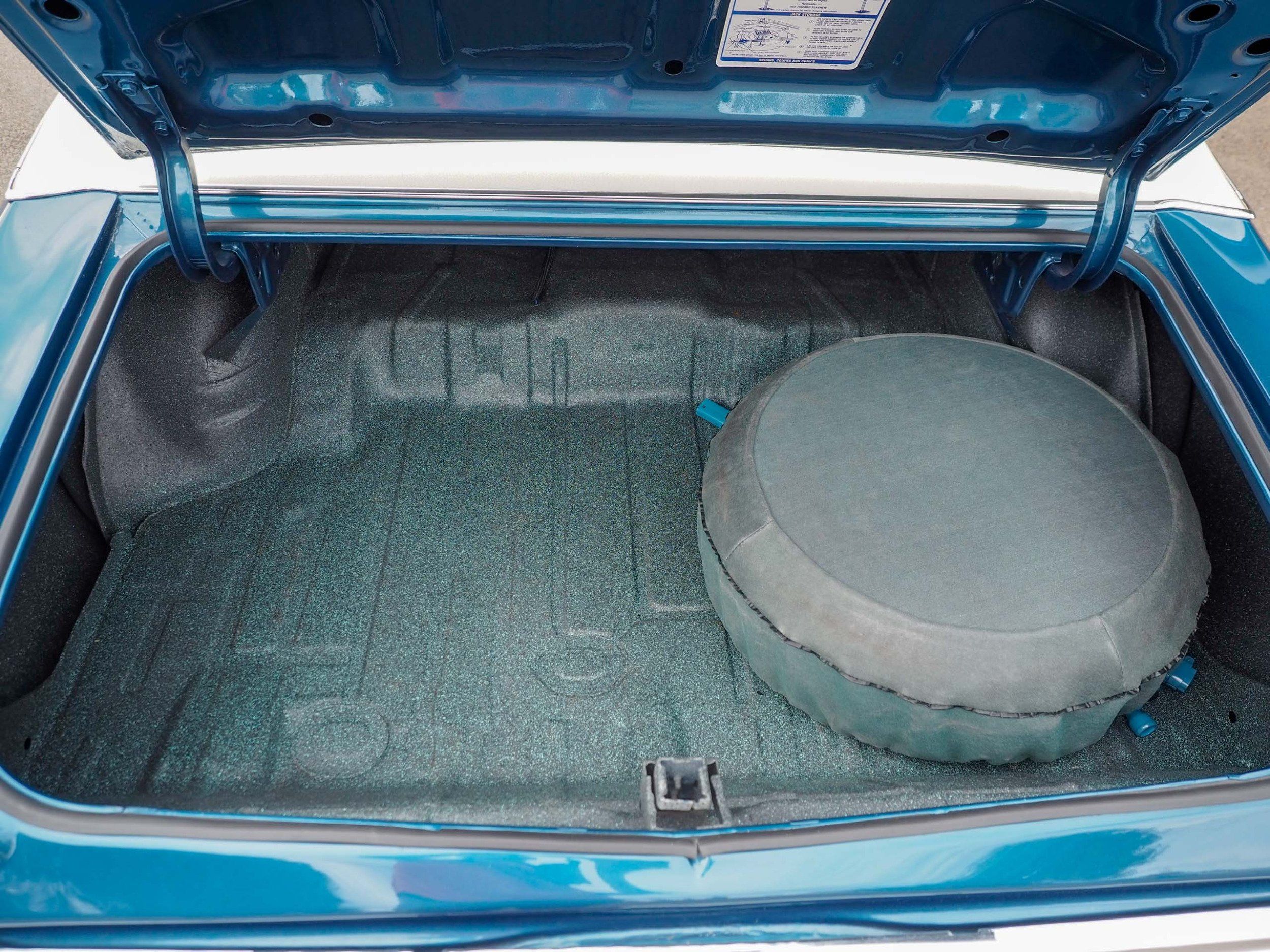 1970 Pontiac GTO Blue 