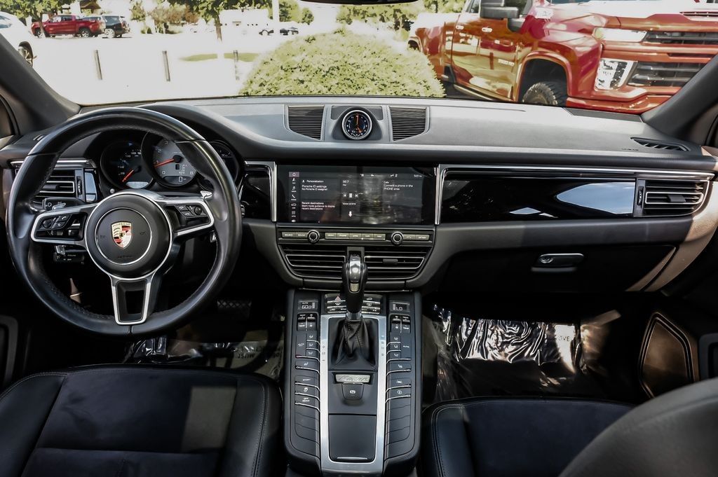 2021 Porsche Macan S - Photo 11
