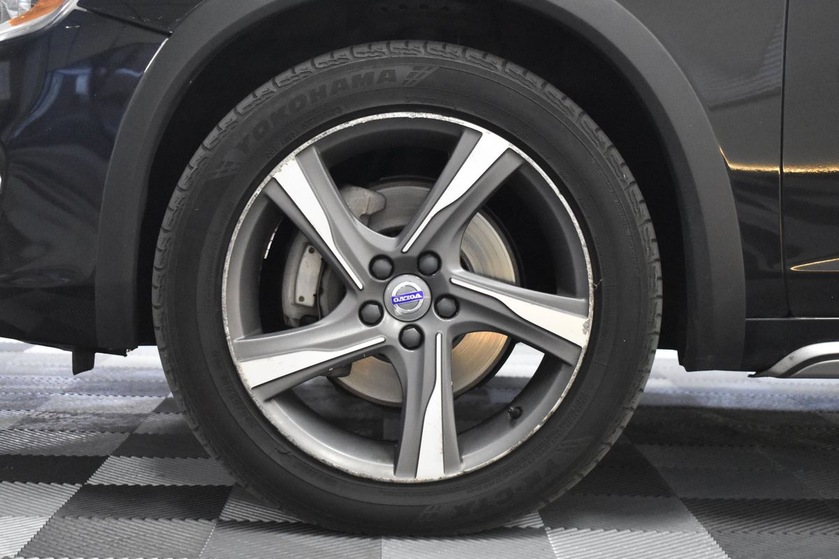 2018 Volvo V60 Cross Country T5