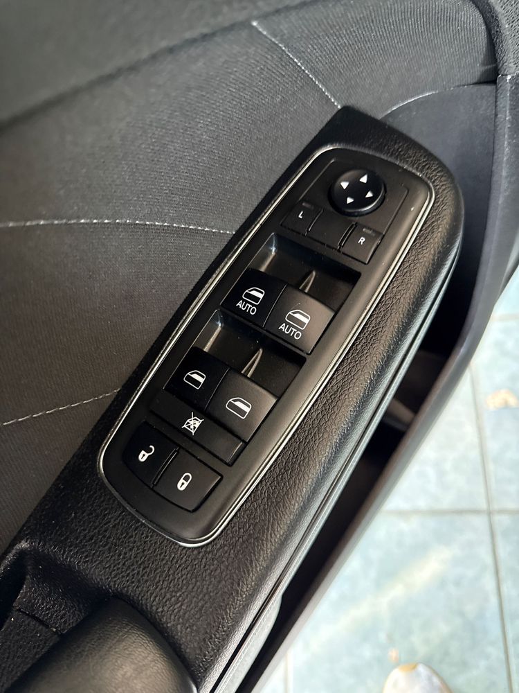 2019 Dodge Charger GT photo 19