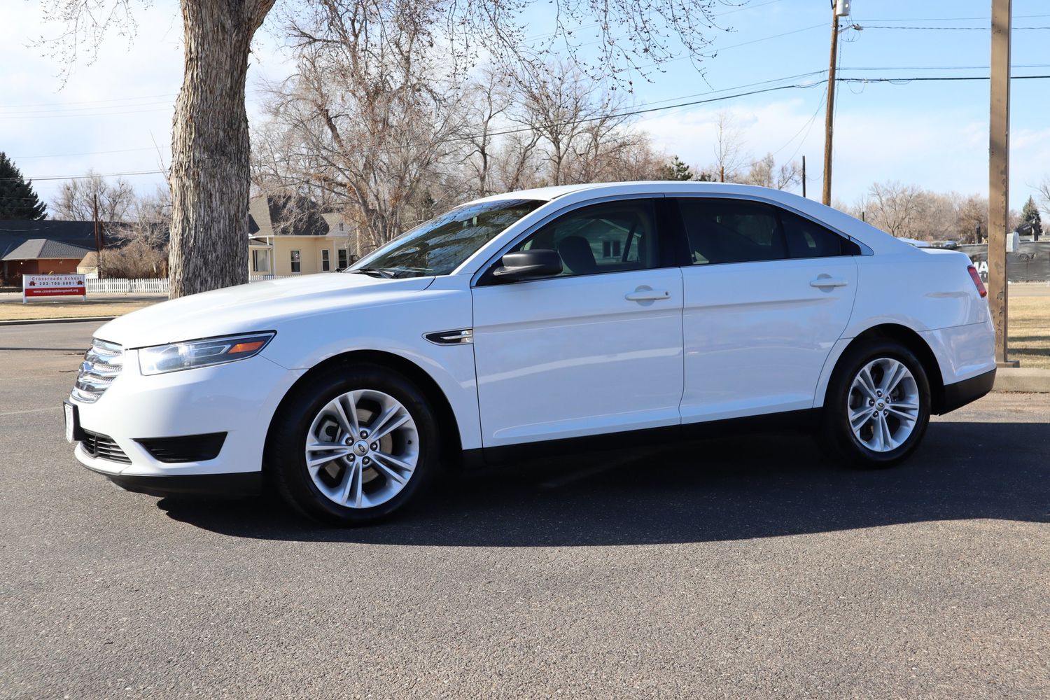 2015 Ford Taurus Se 