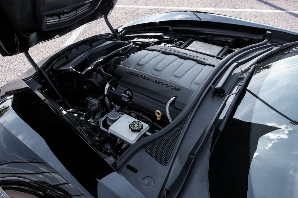 2017 Chevrolet Corvette Stingray 1LT photo 41