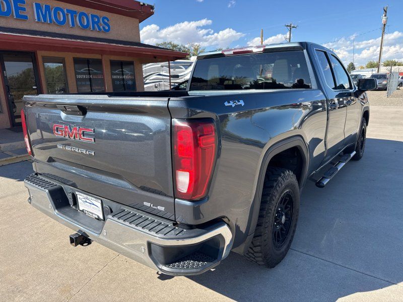 2021 Gmc Sierra 1500 SLE photo 3