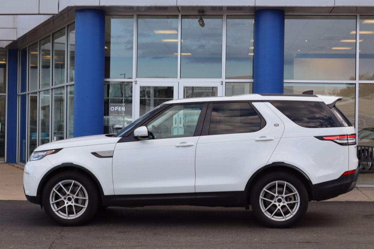 2020 Land Rover Discovery SE
