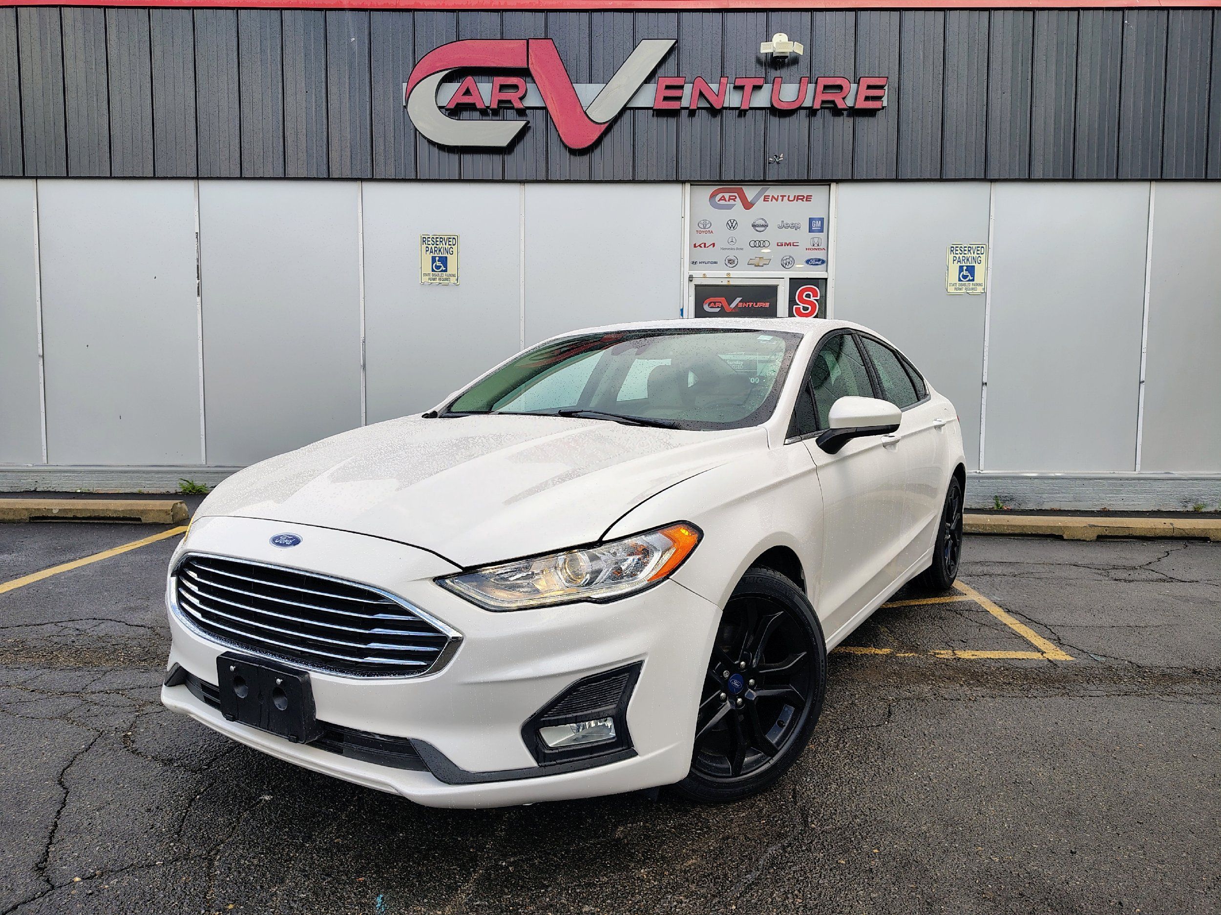 2020 Ford Fusion SE FWD's photo
