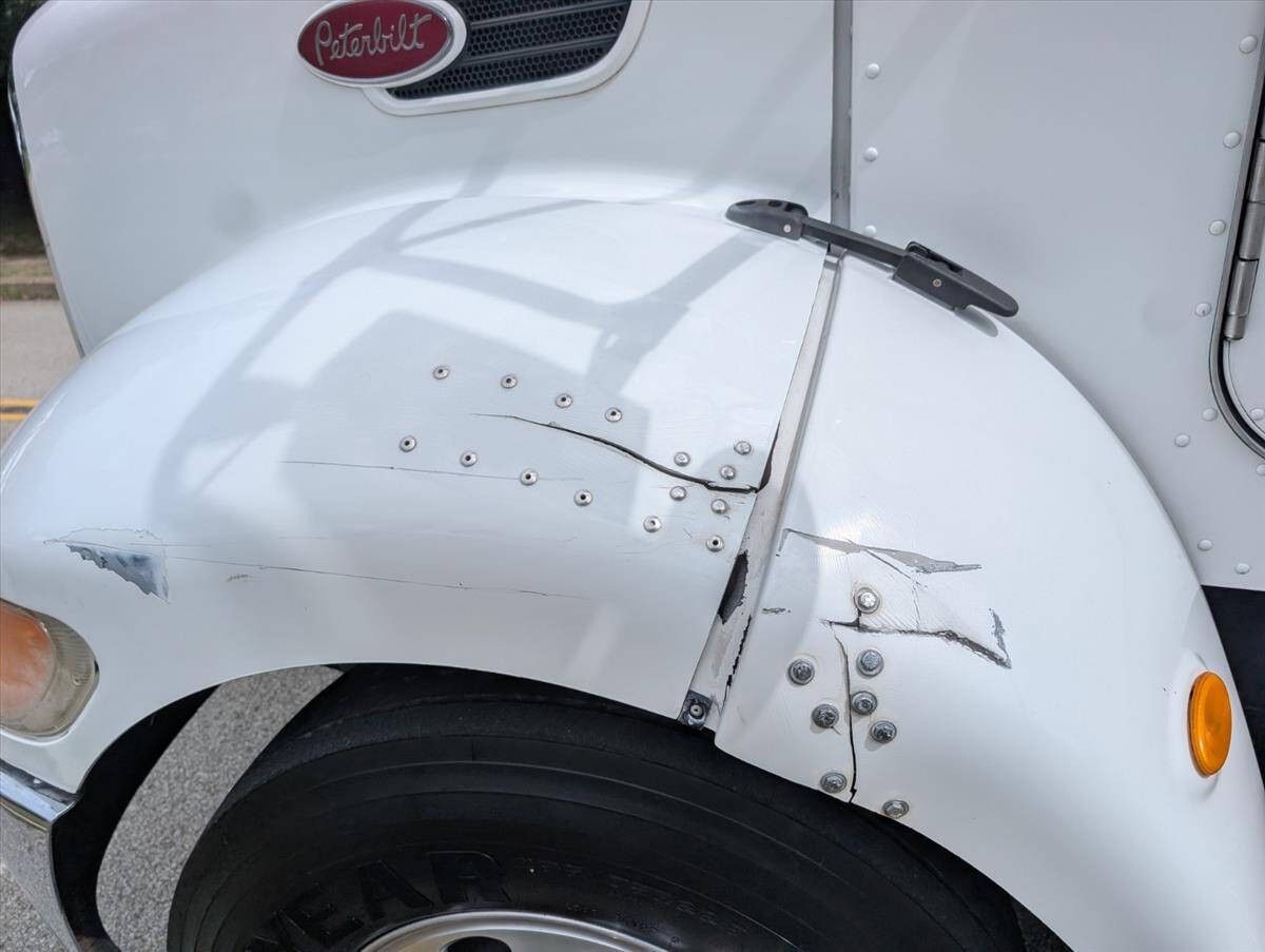 2007 Peterbilt 335 60