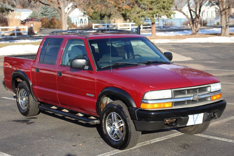 2003 Chevrolet S-10 Photos