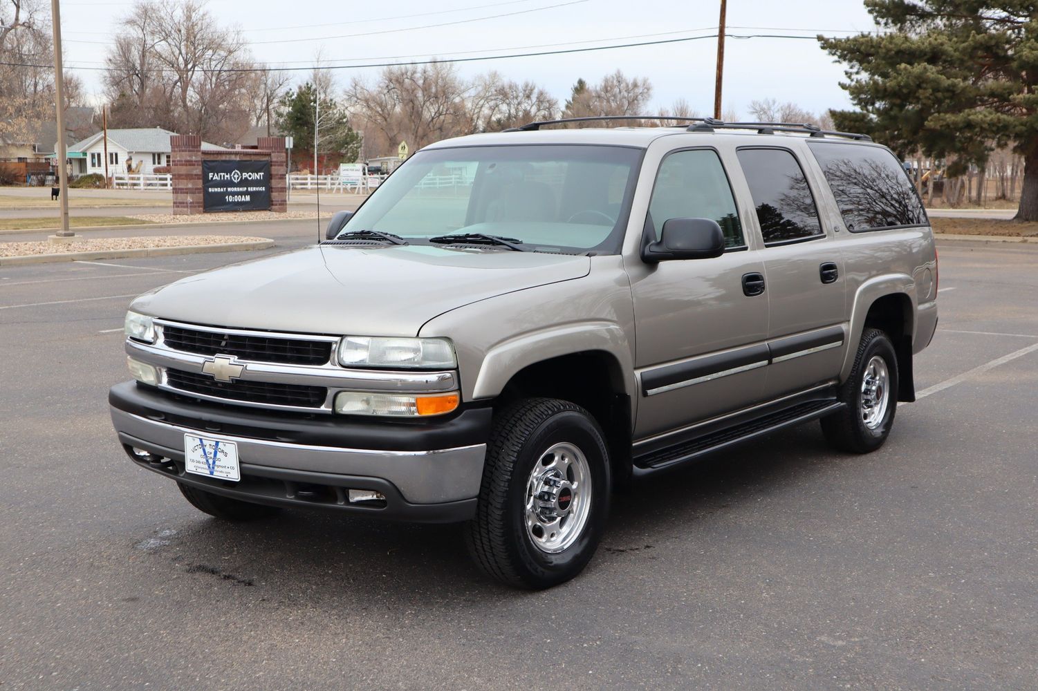 2002 Chevrolet Suburban 2500 LS Victory Motors of Colorado