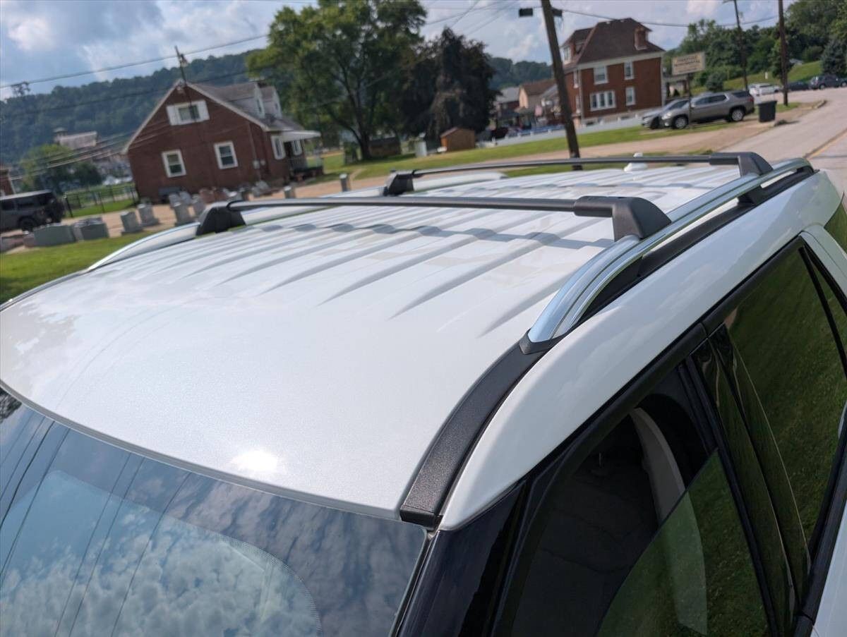 2020 Ford Explorer Hybrid Limited photo 21