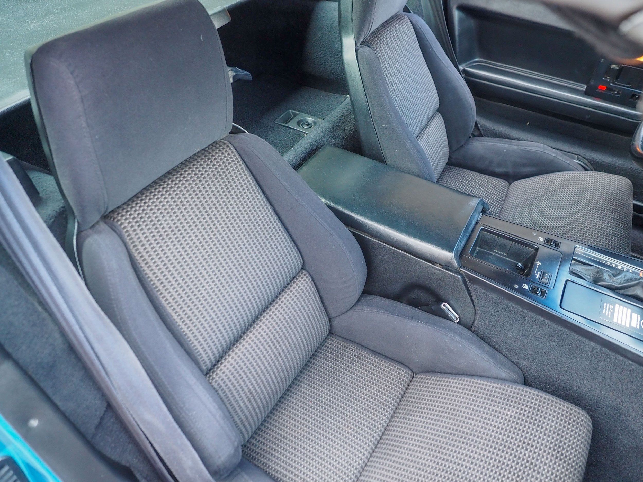 1988 Chevrolet Corvette Blue Coupe