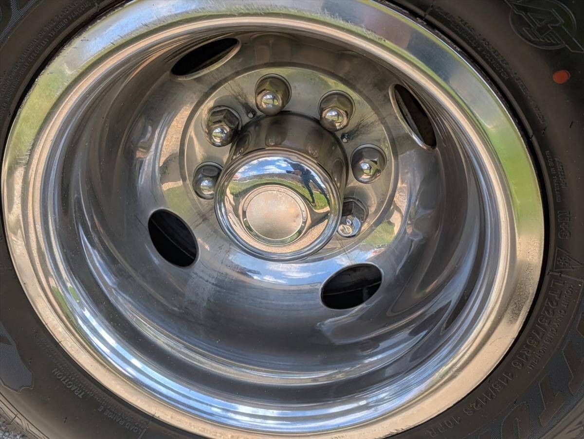 2014 Ford E-Series 39