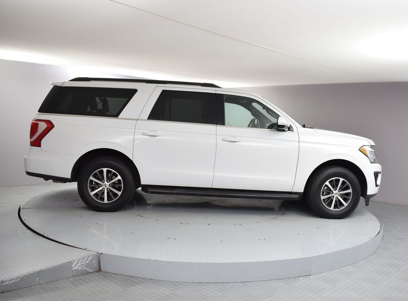 2019 Ford Expedition XLT MAX 4x4's photo