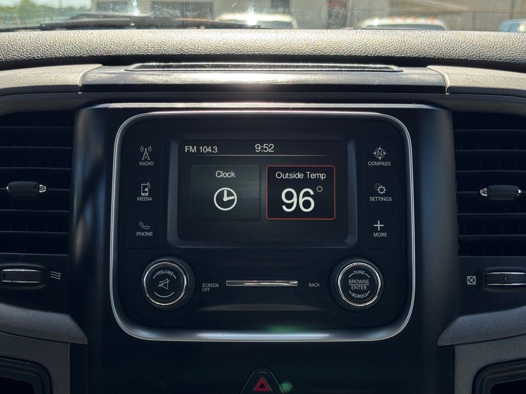 2017 Ram 2500 ST Tradesman photo 36