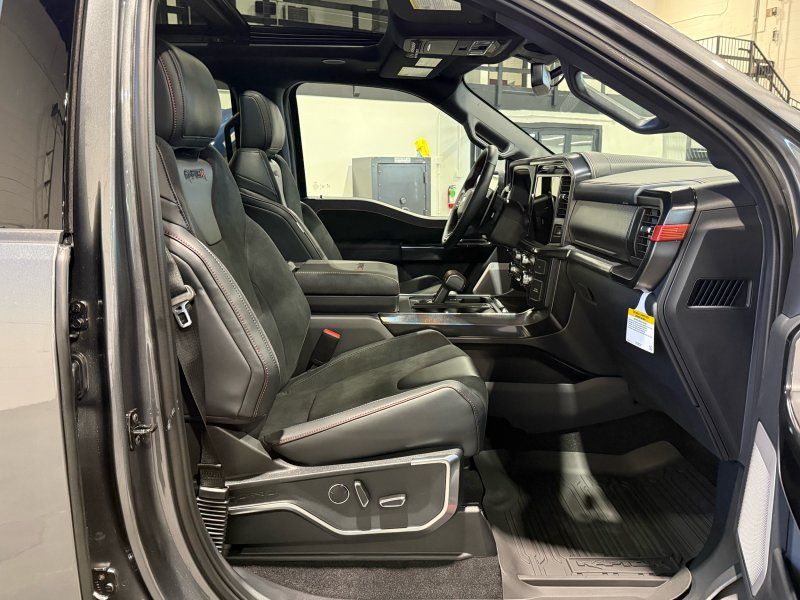 2025 Ford F-150 Raptor R, photo 20