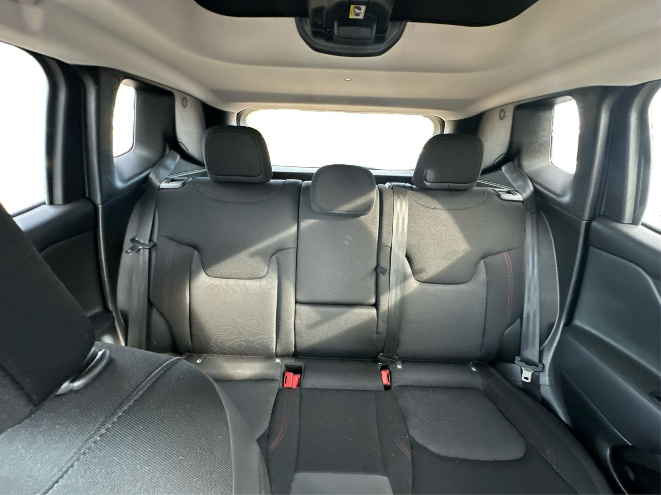 2018 Jeep Renegade Trailhawk photo 16