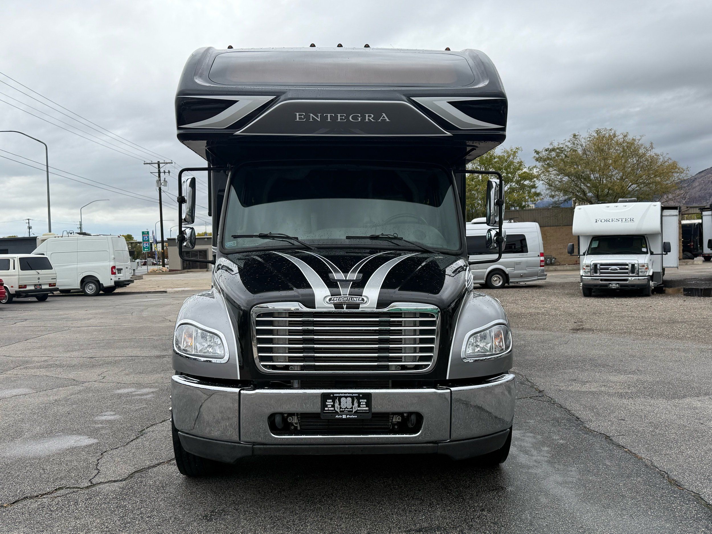 2021 Freightliner S2RV 106 Conventional cab & Chassis photo 3